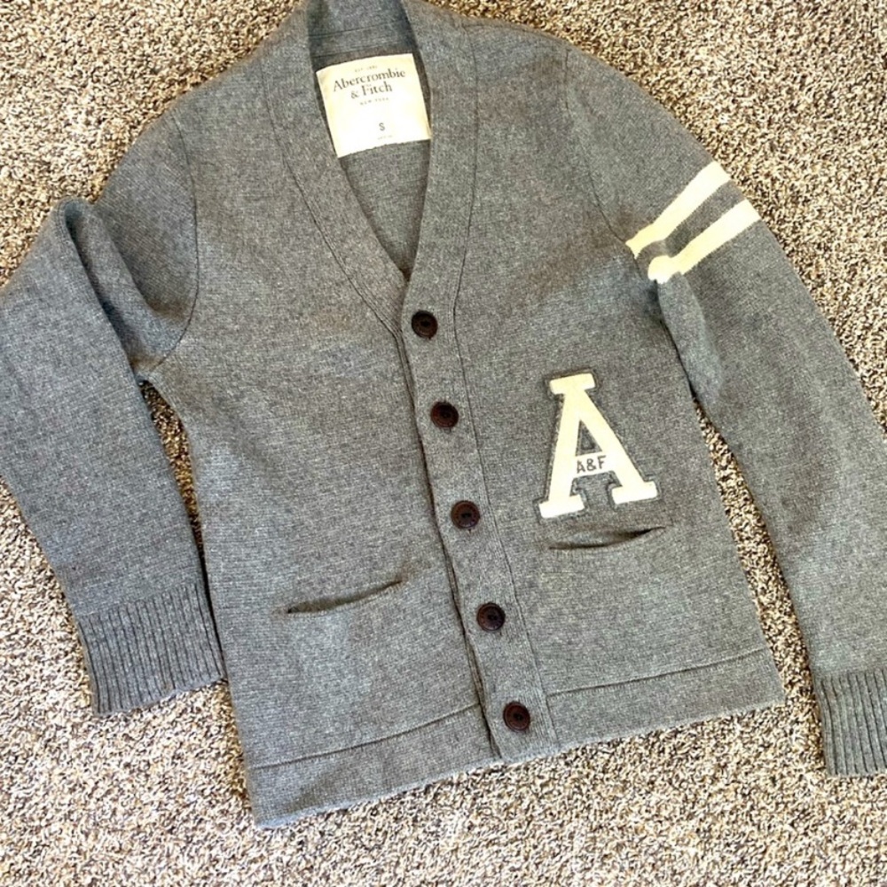 Abercrombie and Fitch| Women’s Vintage Cardigan Size Small